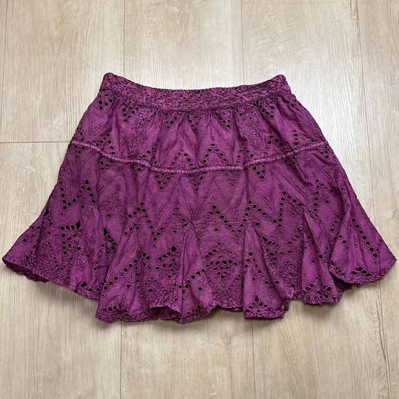 Free People Serenity Eyelet Mini Skirt Skort in Dreamy Mulberry MEDIUM 1245 - Picture 5 of 9